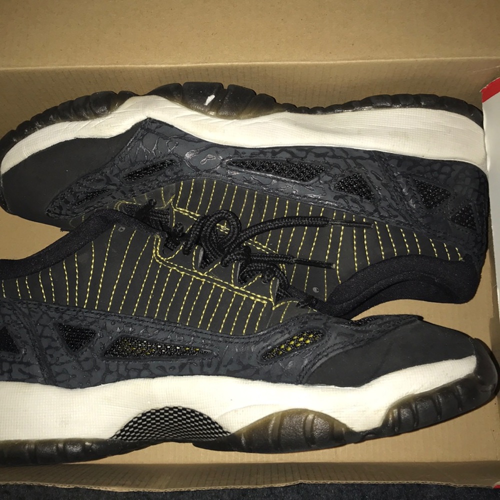 Retro 11 lows 2007